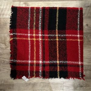 Maurice’s Scarf NWT